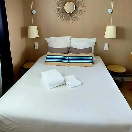 La Croisette & Restaurant Bistrot Gantier En Centre 2* Ρουαγιάν