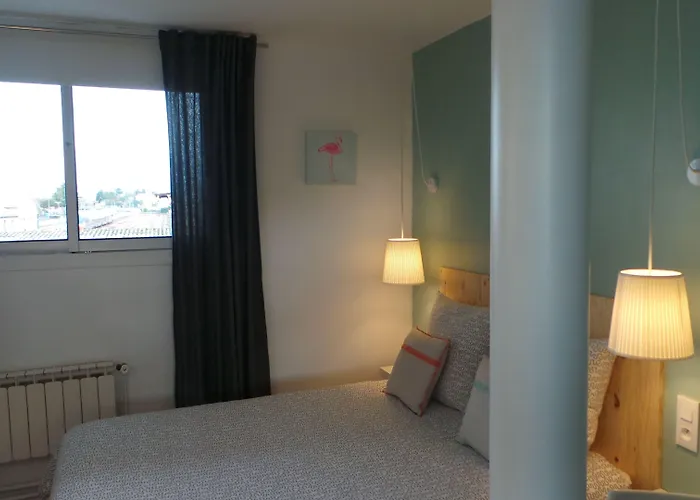 Hotel La Croisette & Restaurant Bistrot Gantier En Centre Royan