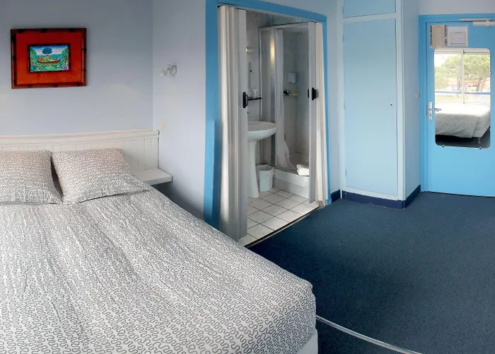 La Croisette & Restaurant Bistrot Gantier En Centre