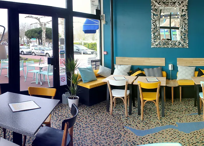 La Croisette & Restaurant Bistrot Gantier En Centre Hotel Royan