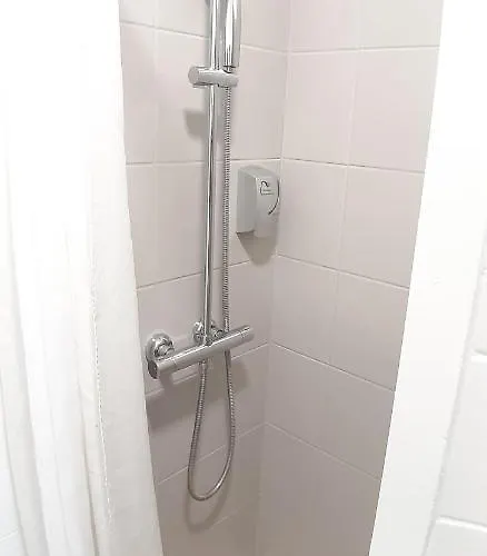 La Croisette & Restaurant Bistrot Gantier En Centre Hotel 2*