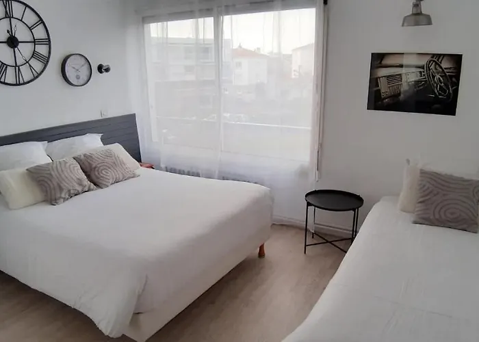 La Croisette & Restaurant Bistrot Gantier En Centre Hotel 2*