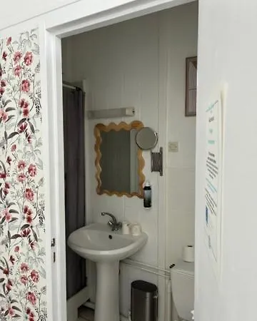 Hotel La Croisette & Restaurant Bistrot Gantier En Centre Royan