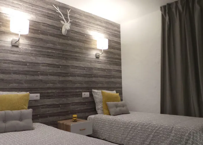 La Croisette & Restaurant Bistrot Gantier En Centre