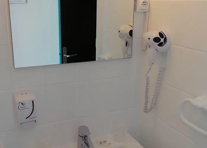 La Croisette & Restaurant Bistrot Gantier En Centre 2* Royan