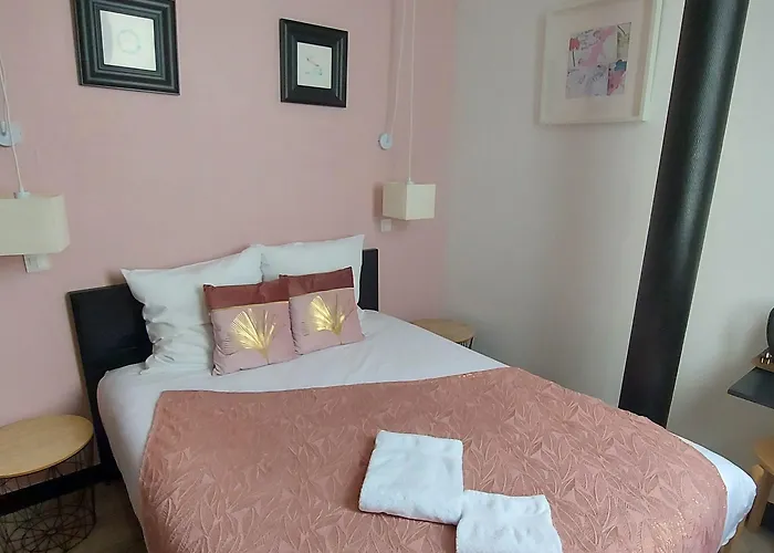 La Croisette & Restaurant Bistrot Gantier En Centre Hotel Royan